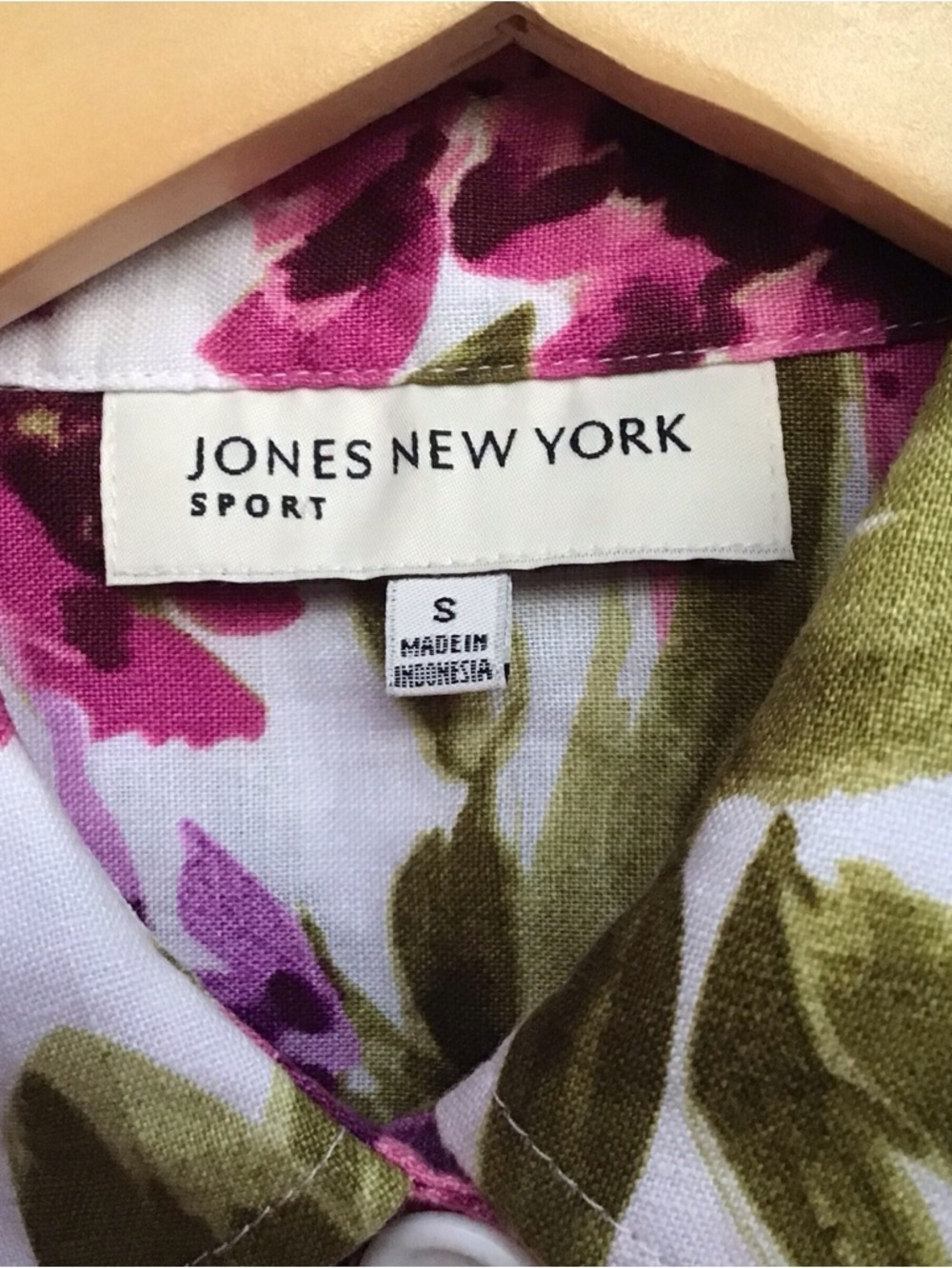 Jones New York White Linen Blouse with Pink & Green Floral Print - Picture 3 of 4